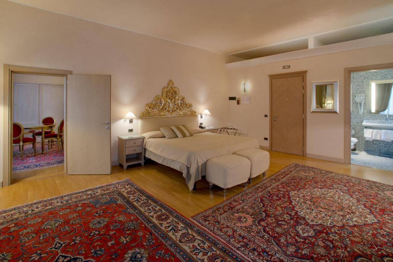 Hotel Liassidi Palace Venice Phòng bức ảnh