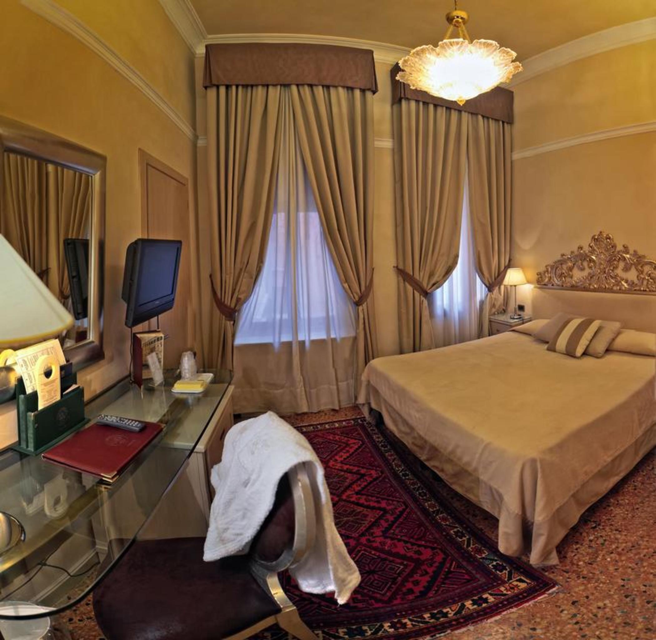 Hotel Liassidi Palace Venice Phòng bức ảnh